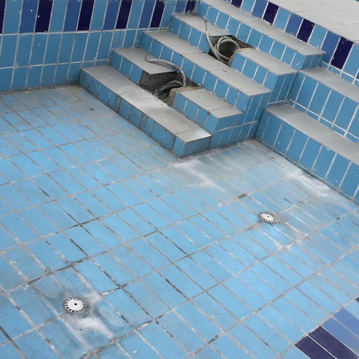 PeeFee pool cleaning project 12