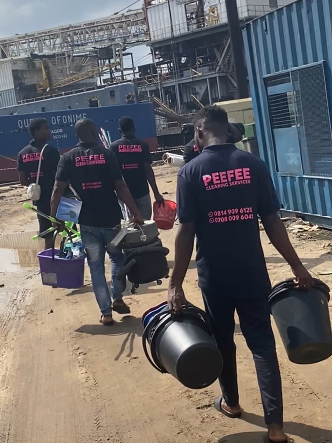 PeeFee commercial cleaning environment